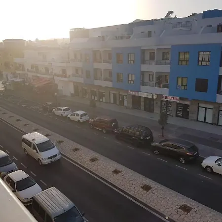 Isabella House דירה *